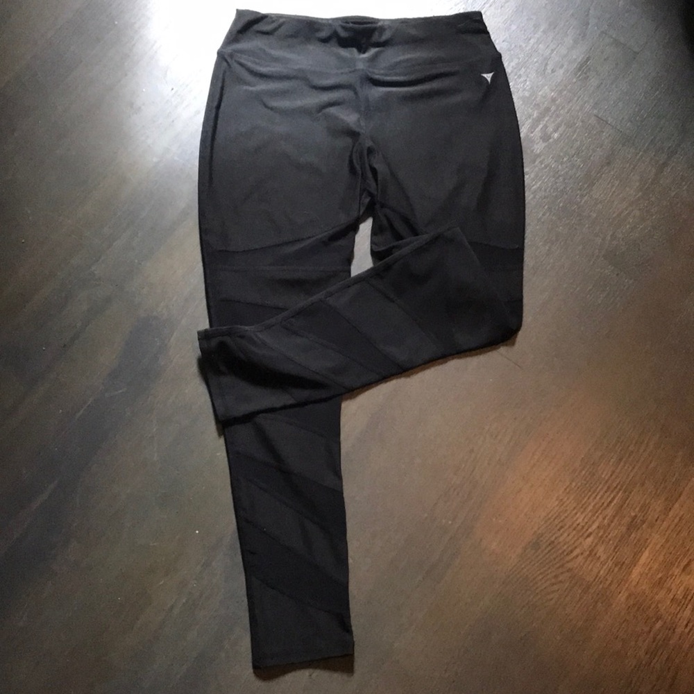 Mesh workout leggings